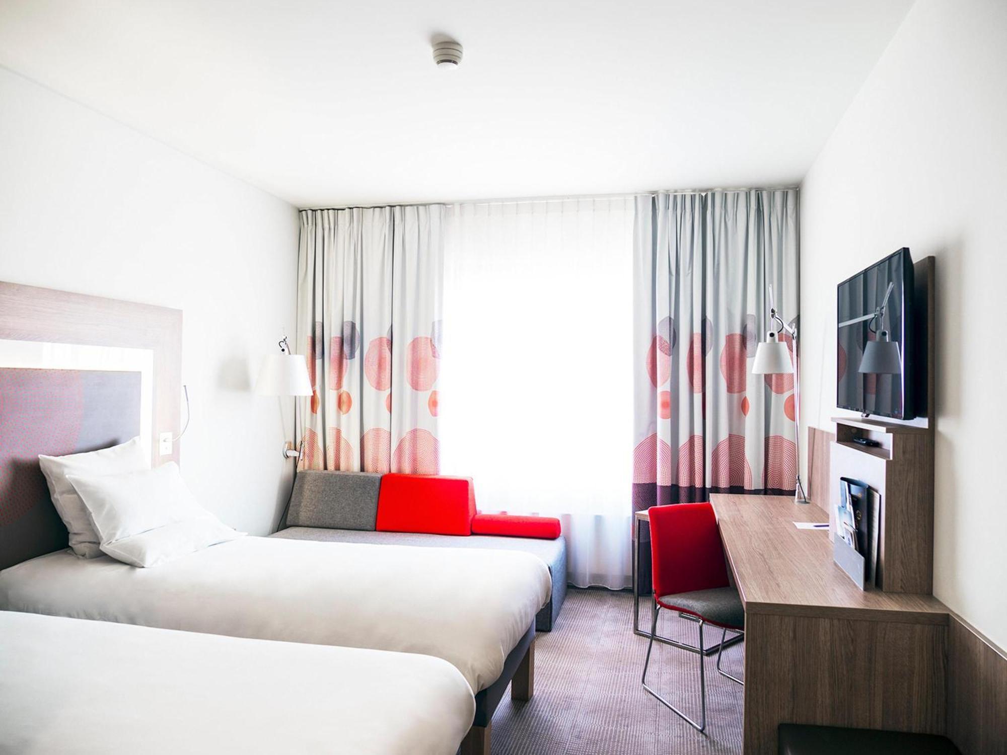 Executive Room Twin Beds