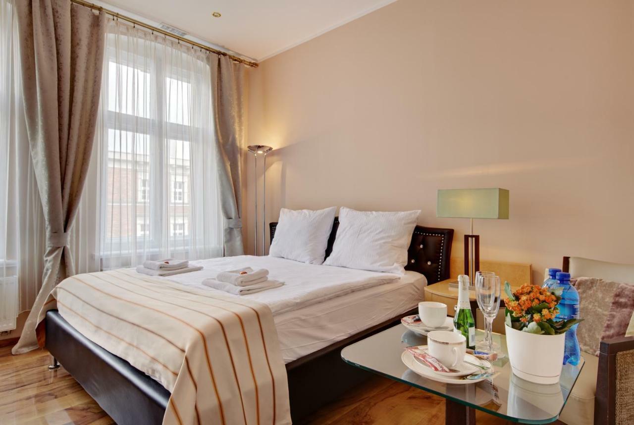 Deluxe Zimmer mit Kingsize-Bett